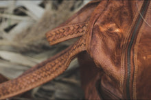 Load image into Gallery viewer, Art. 02 Zaino
